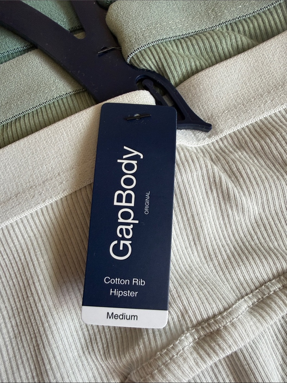 GAP COTTON RIB HIPSTERS SZ M NEW! - Picture 3 of 4